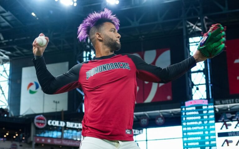 D-backs brillan en 2026: Vuelve Gurriel y comparten guante