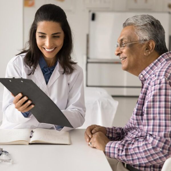 Nuevo informe revela fuerte resiliencia en salud de hispanos