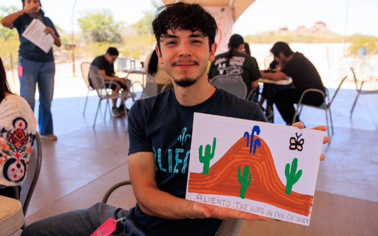 Combaten crisis de salud mental de familias migrantes en AZ