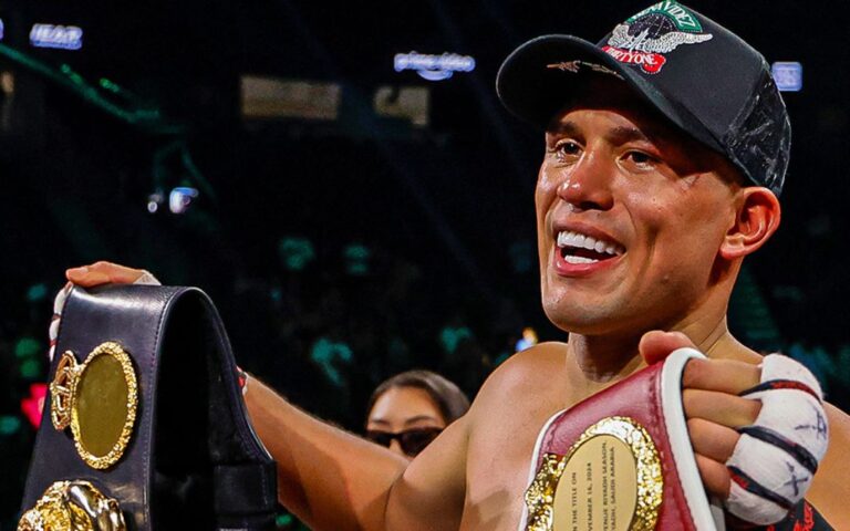 Histórico tricampeonato: Benavidez noqueó al ‘Zurdo’ Ramírez
