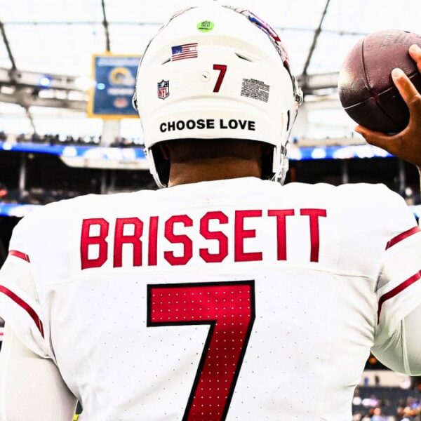 Drama en Cardinals: Brissett se ausenta por presión salarial