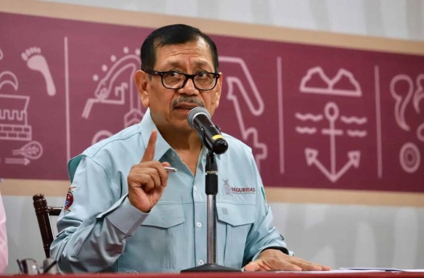 Exsecretario de Sinaloa bajo custodia tras cruzar por Arizona