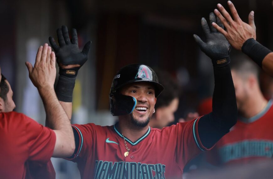 Orgullo hispano: Ildemaro Vargas es el Jugador del Mes de la MLB