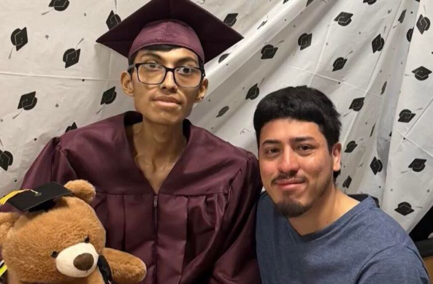 Encuentro emotivo: Kevin González se reúne con sus padres en México