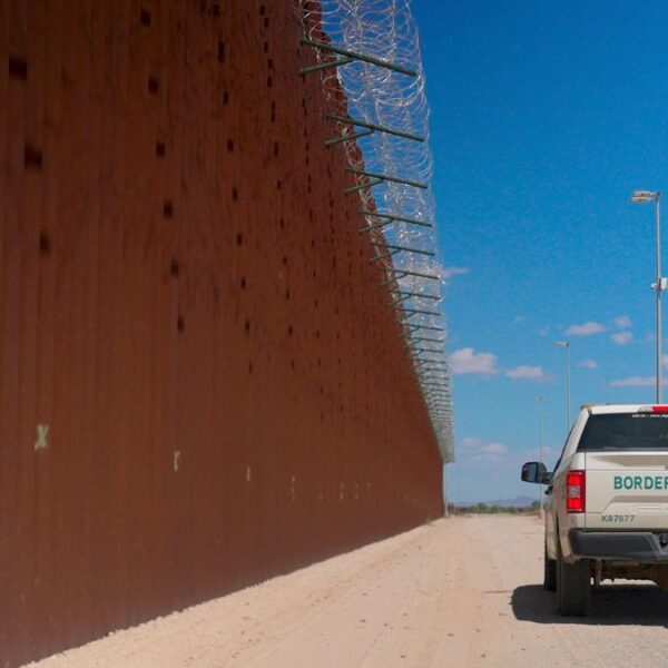 Operativos migratorios en Arizona: arrestan a 400 en una semana