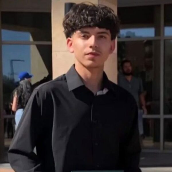 Identifican a joven asesinado en el Desert Sky Mall