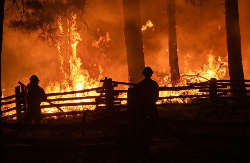 Incendio en Sedona: Bomberos luchan por salvar exclusivos resorts