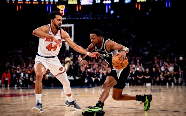 Se calienta la NBA: Spurs vence a Knicks en el Juego 3