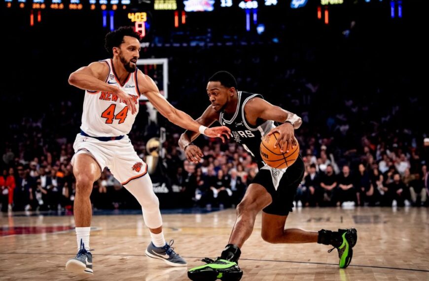 Se calienta la NBA: Spurs vence a Knicks en el Juego 3