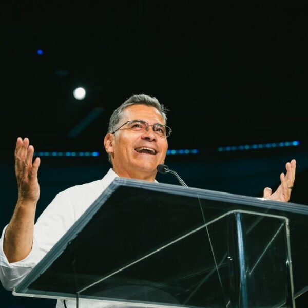 Es oficial: Xavier Becerra, candidato a gobernador de CA