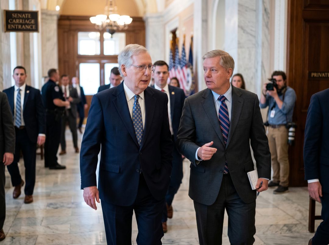 Muere senador Lindsey Graham, mientras el senador Mitch McConnel sigue hospitalizado