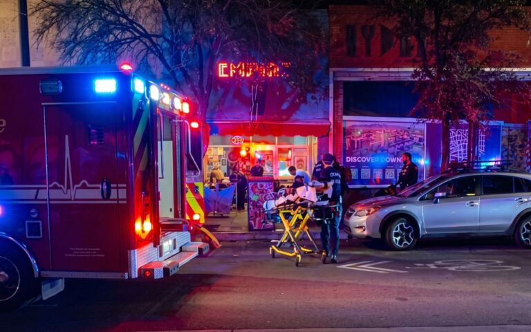 Tiroteo en Tucson: tirador bajo custodia y víctimas se recuperan