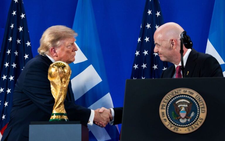 UEFA amenaza boicot a FIFA por plan con familia de Trump