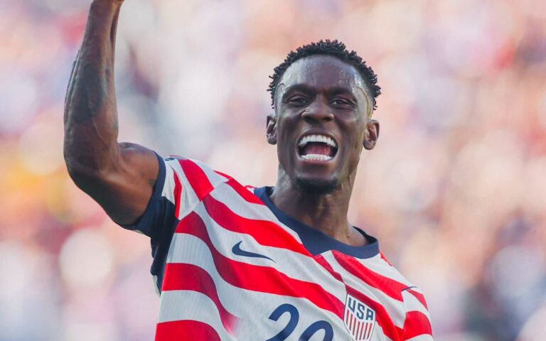 Trump interviene y FIFA perdona suspensión a Folarin Balogun