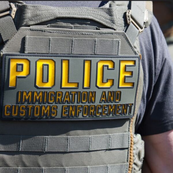 Atacan a balazos oficinas de ERO en Phoenix; FBI investiga