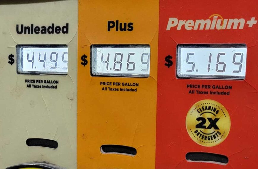 Sigue a la alza la gasolina