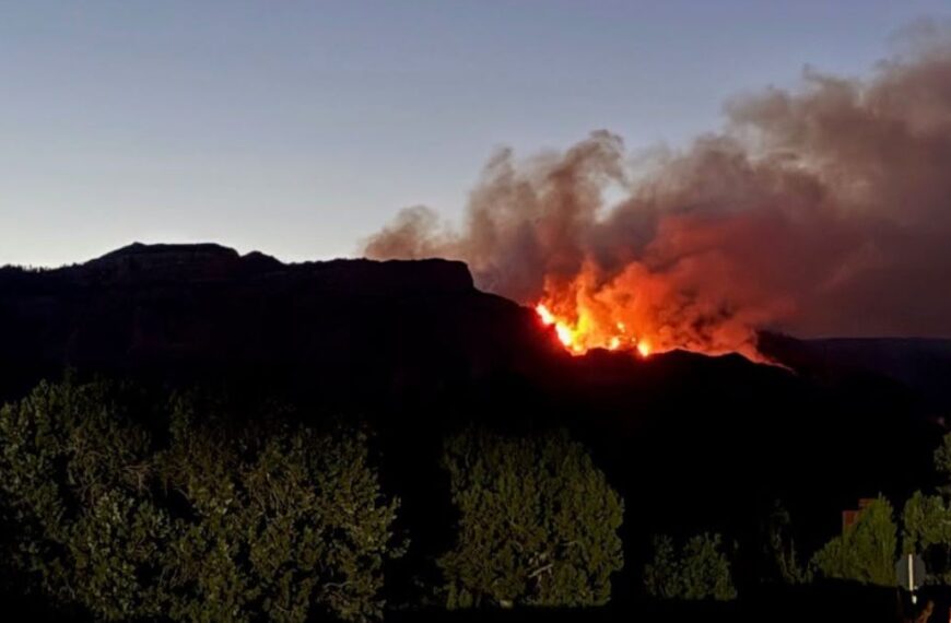 Avance en Sedona: Bomberos contienen 20% del incendio Pocket