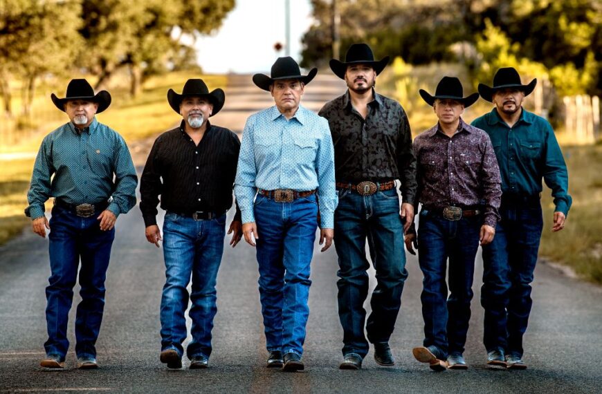Intocable recibirá estrella en Paseo de la Fama de Hollywood