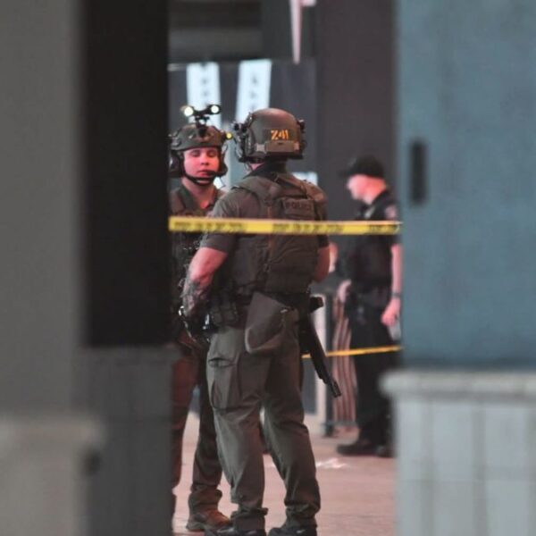 Arrestan a tirador de Westgate: tiene 15 años e hirió a sus hermanas
