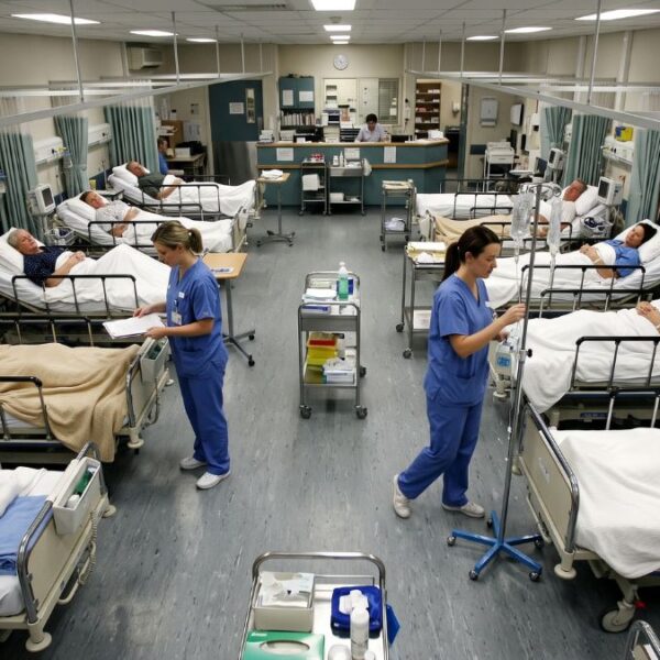 Crisis sanitaria en Arizona por recortes de personal e insumos