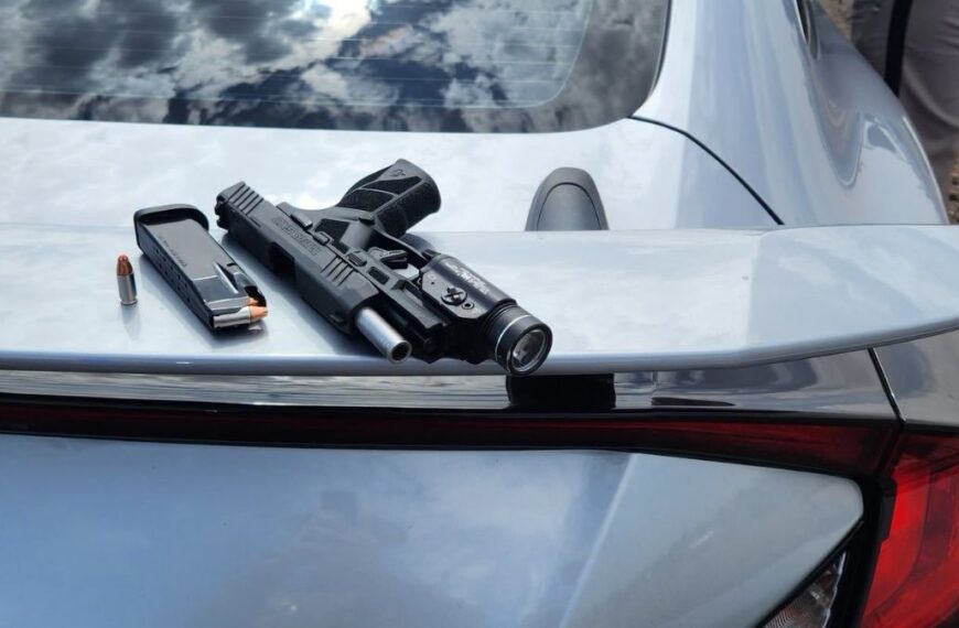 Arrestan a joven armado y ebrio en la I-17 de Phoenix