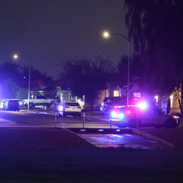 Glendale: Sospechoso muere tras tiroteo de 9 horas con SWAT
