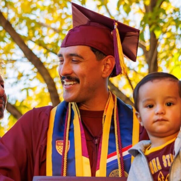 ASU: Lanza carrera de 3 años ante escasez de maestros