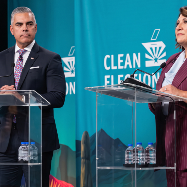 Debaten JoAnna Mendoza y Juan Ciscomani