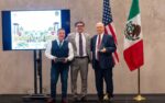 Galardonan a Patricio Smith como Amigo de México en Phoenix