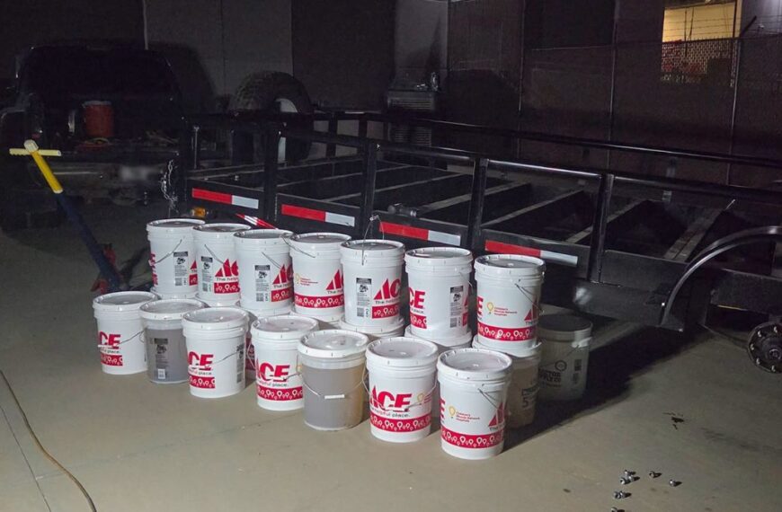 Decomisan 106 galones de metanfetamina líquida en Yuma