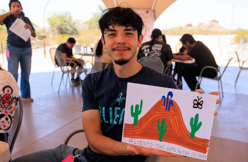 Nuevo golpe a Dreamers: Demanda busca anular matrícula en AZ