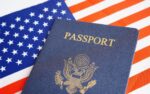 Trump busca exigir estatus a padres para pasaporte de hijos