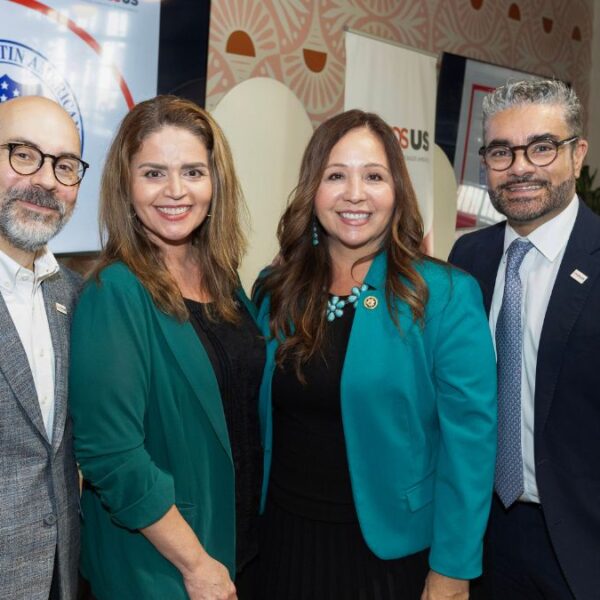 UnidosUS impulsa foro económico por la prosperidad en AZ