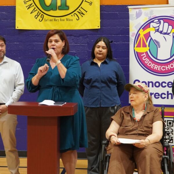 ‘Vota por quienes no pueden’: Rubén Gallego urge a latinos en Arizona
