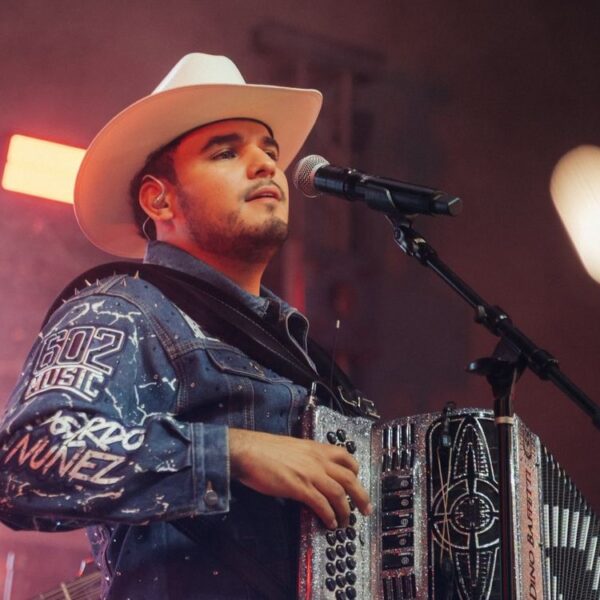 ¡Vuelve a casa! Edgardo Núñez anuncia concierto en Phoenix