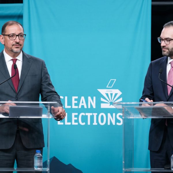 Tenso Debate de Fontes y Kolodin por la Secretaría de Estado de Arizona