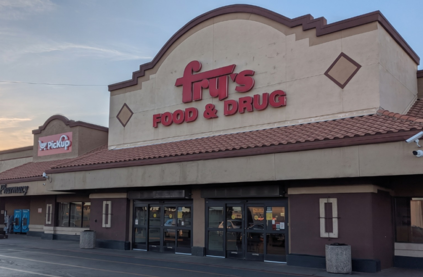 Tiroteo en Fry’s de Glendale deja a una persona herida y a un detenido