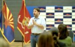 Crisis de cuidado infantil en Arizona: 15 mil niños en espera