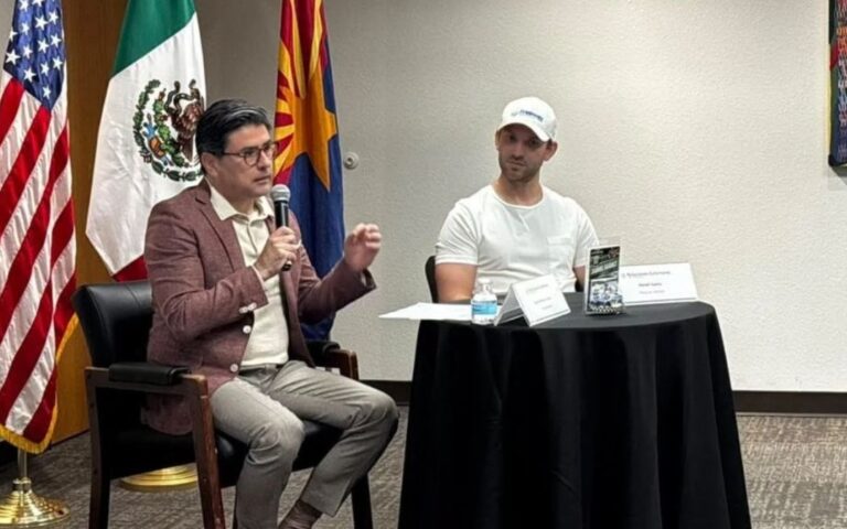 Daniel Suárez, piloto de NASCAR, inspira a jóvenes en Phoenix