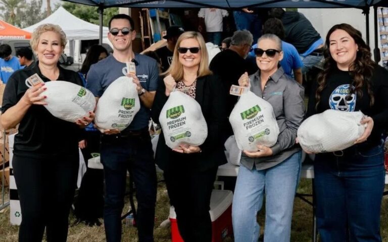 ¡Vuelve el Guajolotón 2026! Pavos gratis y fiesta en Phoenix