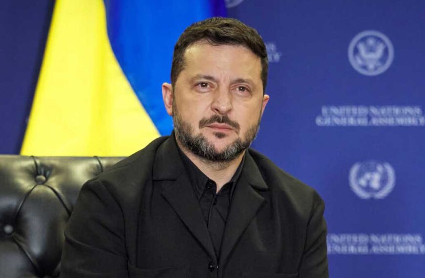 Trump cuestiona a Volodímir Zelenski y sugiere su relevo