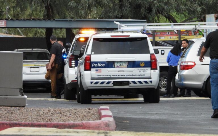 Tiroteo fatal: Policía abate a hombre al sur de Phoenix
