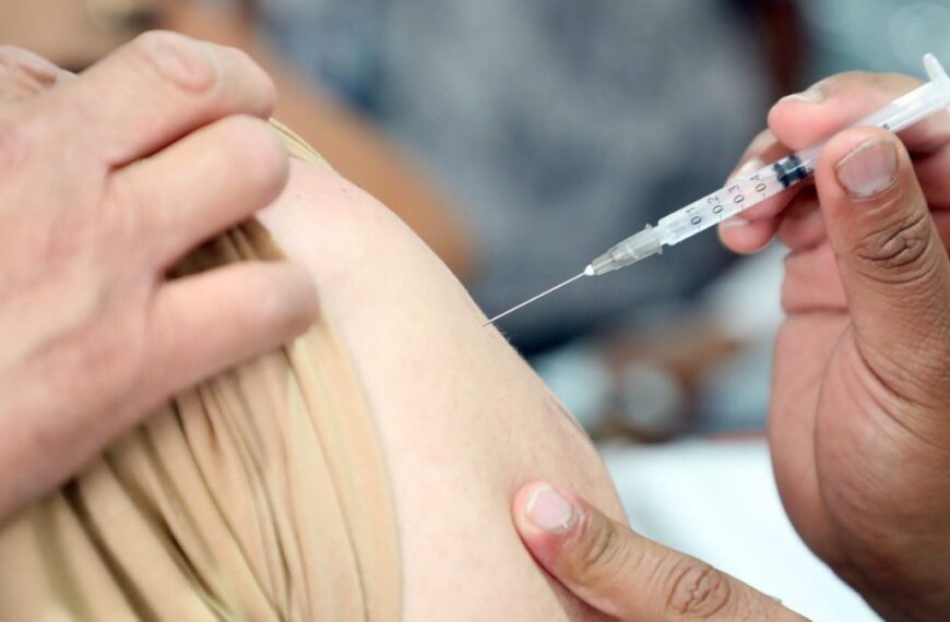 Temporada de flu en Phoenix: Dónde ponerte la vacuna gratis sin seguro